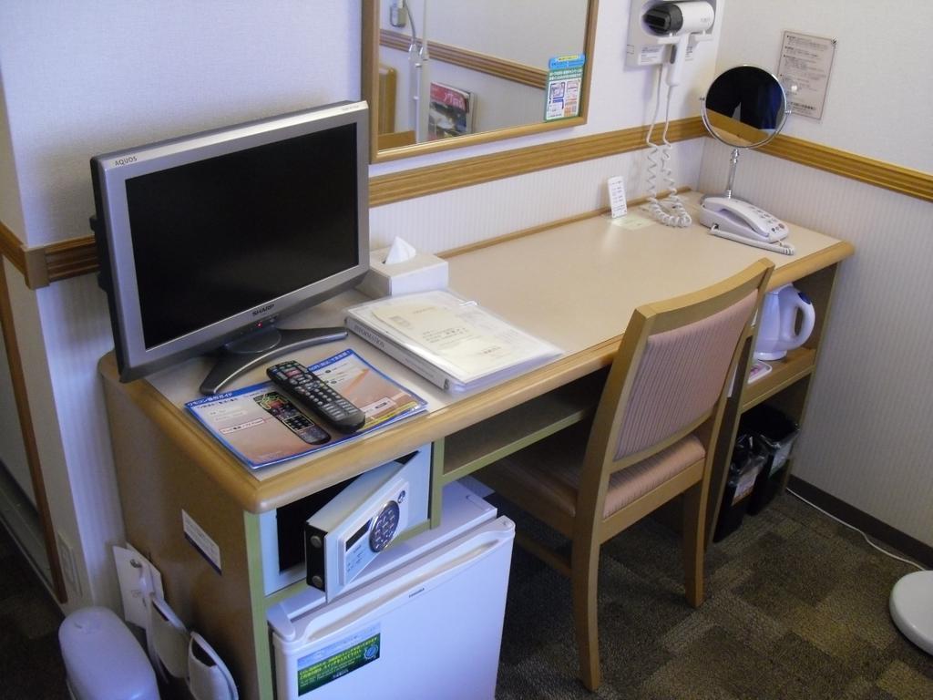 Toyoko Inn Tokyo Eki Shin Ohashi Mae Bagian luar foto